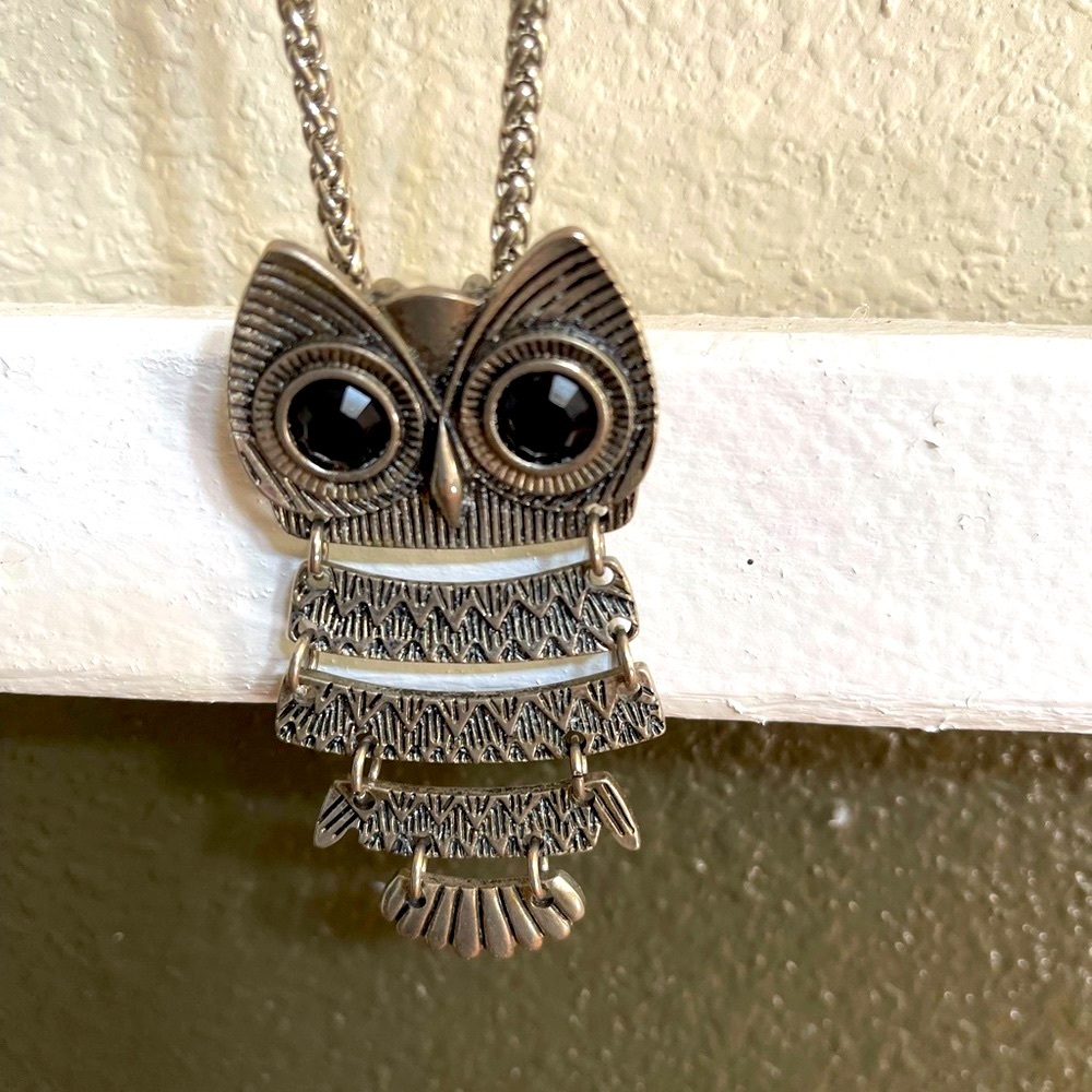 Owls Belly Moves with you Necklace Super long Chain